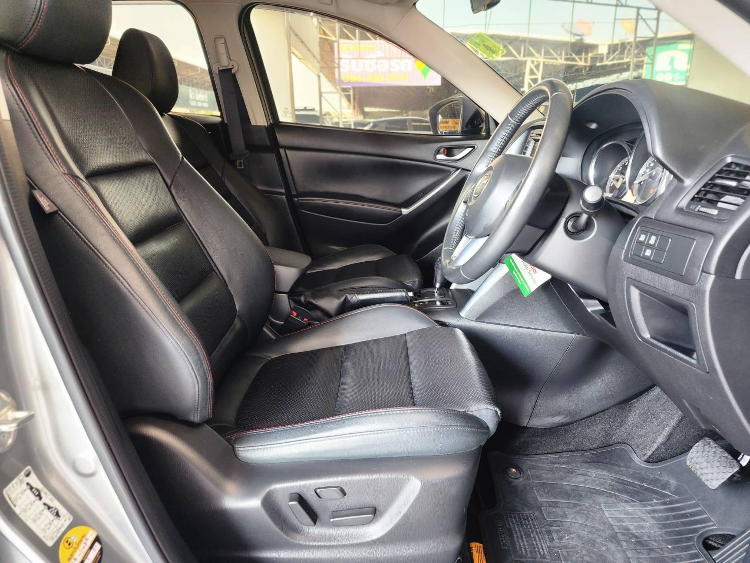 Mazda CX-5 2.0S ปี2014 - Image 8