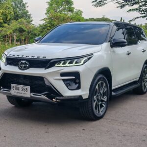 TOYOTA FORTUNER 2.4 Legender Black top ขับ 4WD ปี 2025