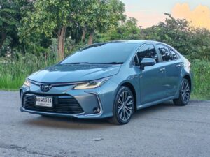 TOYOTA ALTIS 1.8 HYBRID HIGH ปี 2019